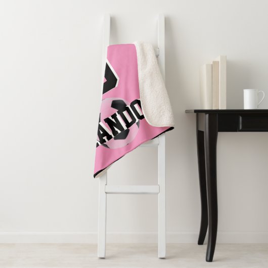 シャーパブランクサッカーピンクの白い黒のラブスポーツ シェルパブランケット (インサイチュ)