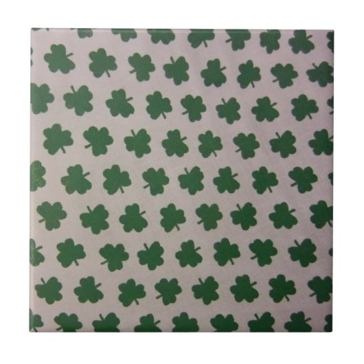 シャームロックのフィールド タイル (正面)