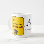 シャーリーおもしろい羊は潤滑剤イエローモノグラムを使用 コーヒーマグカップ (正面左)