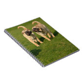 シャールペイよくはしゃぐパピーズ ノートブック (右側)