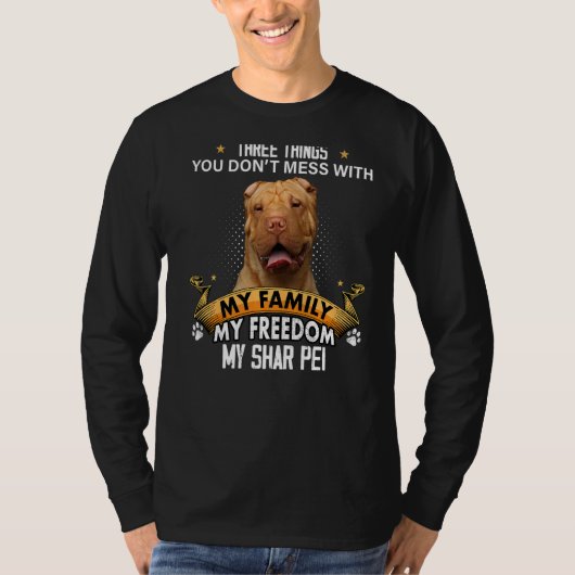 シャールペイ犬と混乱しない3つ Tシャツ (正面)
