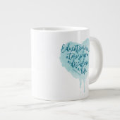 シャーロッテメイスン引用文ブルーウォーターカラーホームスクール ジャンボコーヒーマグカップ (正面右)