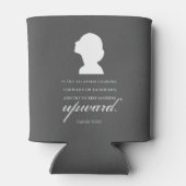 シャーロット保ブロンテ – 上向き – 黒 缶クーラー (裏面)