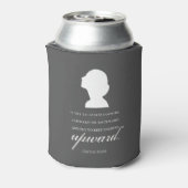 シャーロット保ブロンテ – 上向き – 黒 缶クーラー (缶裏面)