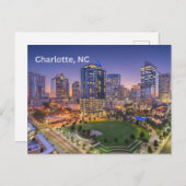 シャーロット、ノースカロライナのダウンタウンナイトビュー ポストカード (正面/裏面)