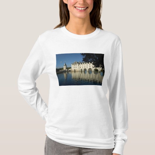 シュエノソー城、シェール川、ロワール=エ=シェール県 2 Tシャツ (正面)