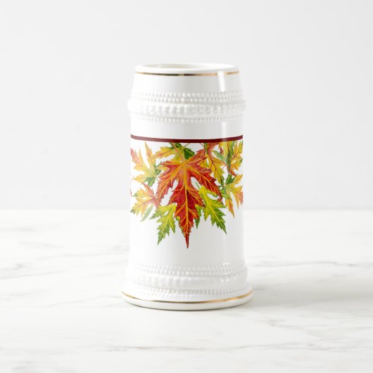 シュタインにカエデの銀を ビールジョッキ (中央)