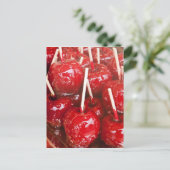 シュトゥットガルト・ビアフェスティバでキャンディでフルーツをコーティング ポストカード (スタンド正面)