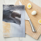 シュナウザーは雪のクリスマスを許す キッチンタオル (四つ折り)