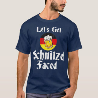 シュニッツェルがドイツビールに向かってオクトーバーフェスト Tシャツ