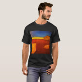 シュルレアリストは何人？その2 Tシャツ (正面フル)