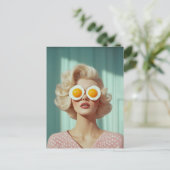 シュレアルブレックファーストファッションポートレート ポストカード (スタンド正面)