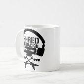 シュレッド・シャック「Bullet Club Parody」ロゴマグ コーヒーマグカップ (正面左)