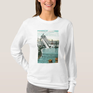 シュートを撃つこと Tシャツ