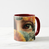 シュールな目と花と蝶 マグカップ (正面右)