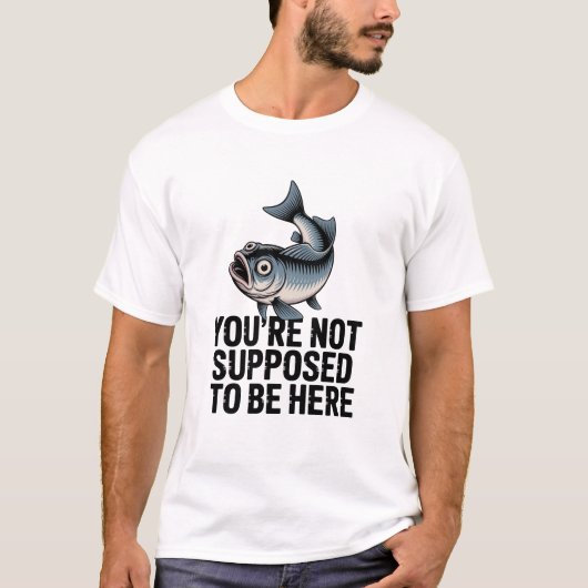シュールな面白い魚の格言 Tシャツ (正面)