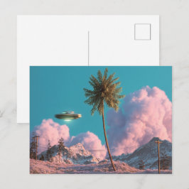 シュールなUFOとヤシの木の山の風景 ポストカード