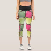 シューレースのピンクとグリーンのファッションアート カプリレギンス (正面)