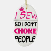 シュー、裁縫女性の愛 セラミックオーナメント (右)