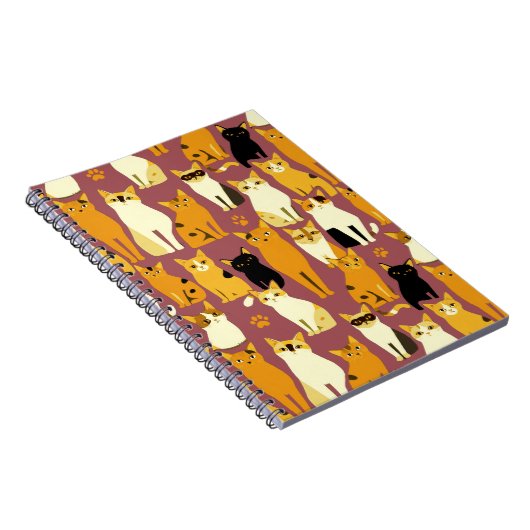 ショウガと黒猫と白猫の柄 ノートブック (右側)