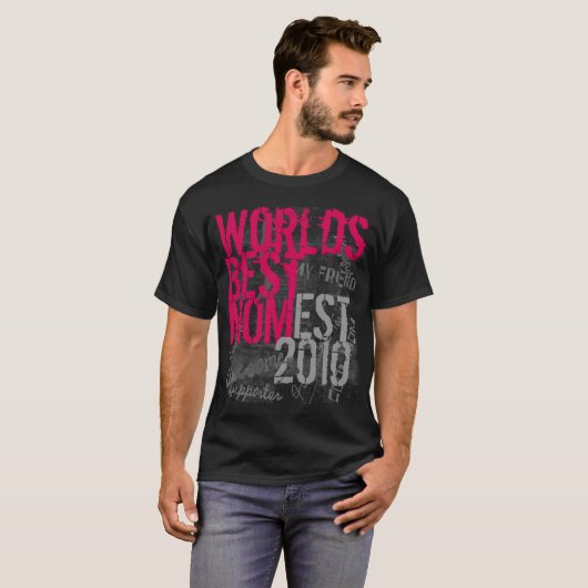 ショッキングピンクおよび黒い世界の最も最高のなお母さんのTシャツ Tシャツ (正面フル)