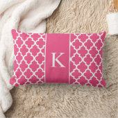 ショッキングピンクのモロッコのカスタムなモノグラム ランバークッション (ブランケット)