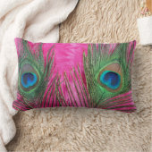 ショッキングピンクの孔雀の羽 ランバークッション (ブランケット)