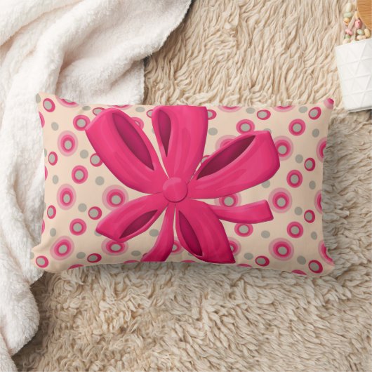 ショッキングピンクの弓が付いている砂糖漬けの水玉模様 ランバークッション (ブランケット)