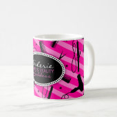 ショッキングピンクの毛及び美しい コーヒーマグカップ (正面右)