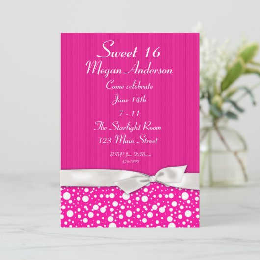 ショッキングピンクの白い点の弓招待状 招待状 (スタンド正面)