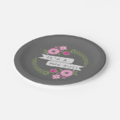 ショッキングピンクの花のリースのベビーシャワー ペーパープレート (アングル)