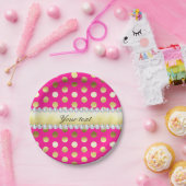 ショッキングピンクの金ゴールドホイルの水玉模様のダイヤモンド ペーパープレート (パーティー)