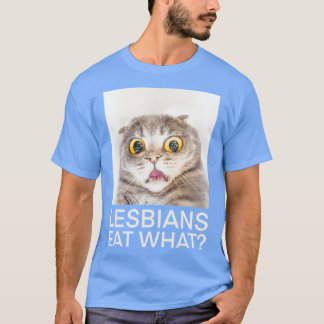 ショックを受けた猫がレズビアンは何を食べるのかと言う面白い引用 by tシャツ