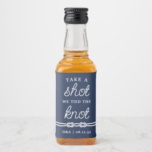 ショットを取る、我々は結び目結婚式の引き出物 リキュールボトルラベル (正面)