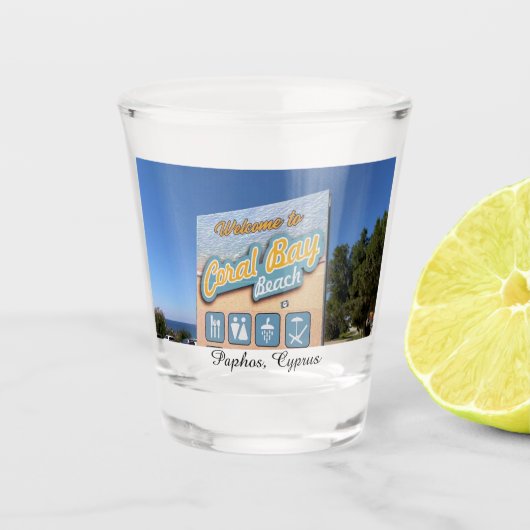 ショットグラス（パホス、キプロス） ショットグラス (正面)