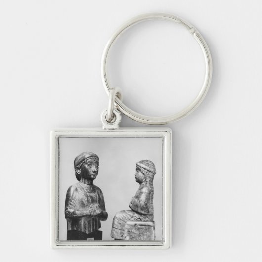 ショールを持つ女性 キーホルダー (正面)