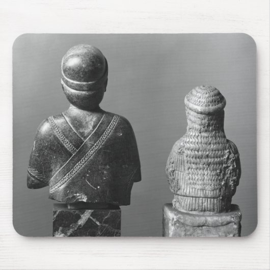 ショールを持つ女性 マウスパッド (正面)