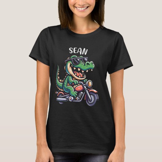 ショーンおもしろいアリゲーターバイクデザインforボーイズNa Tシャツ (正面)