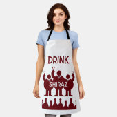 シラーズワインの飲み物 エプロン (着用した状態)