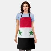 シリア国旗 エプロン (着用した状態)