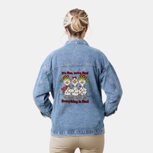 シリー・グース・クリスマスTシャツ デニムジャケット (モデル)