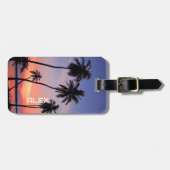 シルエットのパームツリーのある熱帯の夕日 ラゲッジタグ (正面横)