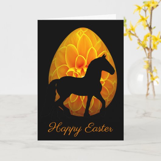 シルエットの馬および花の卵のハッピーイースター カード (黄色い花)