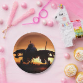 シルエット軍隊ジェット戦闘機 ペーパープレート (パーティー)