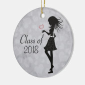 シルエパーソナライズされたットガールとハート卒業 セラミックオーナメント (左)