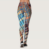 シルキーで素朴に交差する青と茶色のストローク レギンス (裏面)