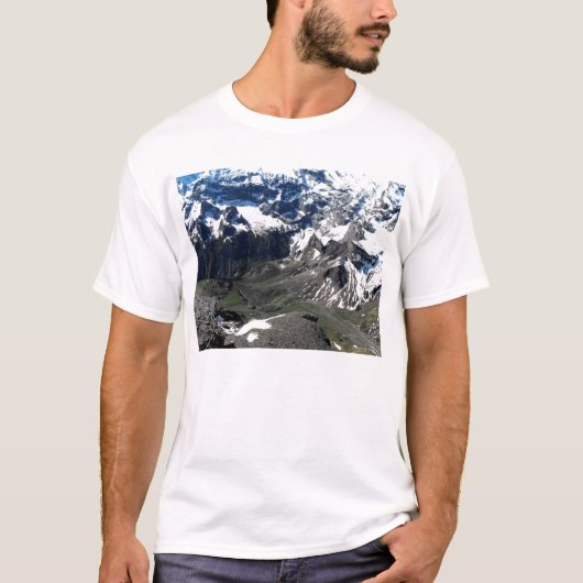 シルソーン山の近くの谷 Tシャツ (正面)