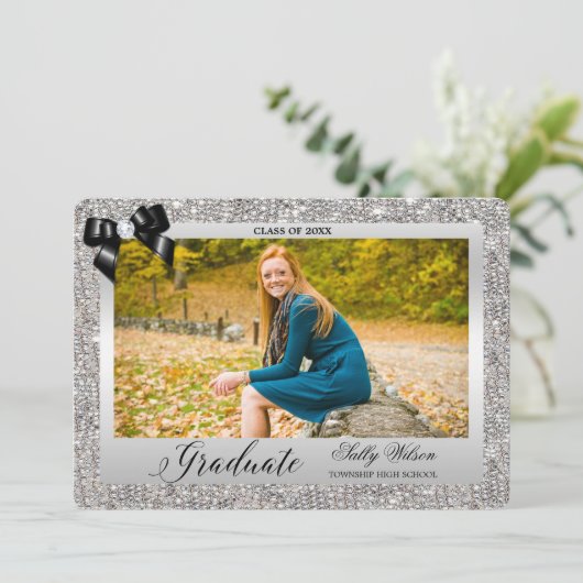 シルバフェイクーシークンズブラックボウ卒業写真 招待状 (スタンド正面)