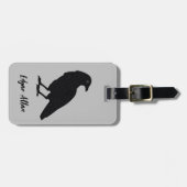 シルバーとブラックのパーソナライズされたラゲッジタグ | Raven ラゲッジタグ (正面横)