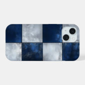 シルバーとブルーのパターン iPhone 15ケース (裏面横)